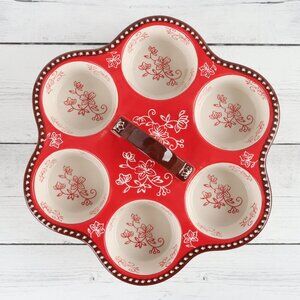 Temp-Tations Floral Lace Red Muffin Pan